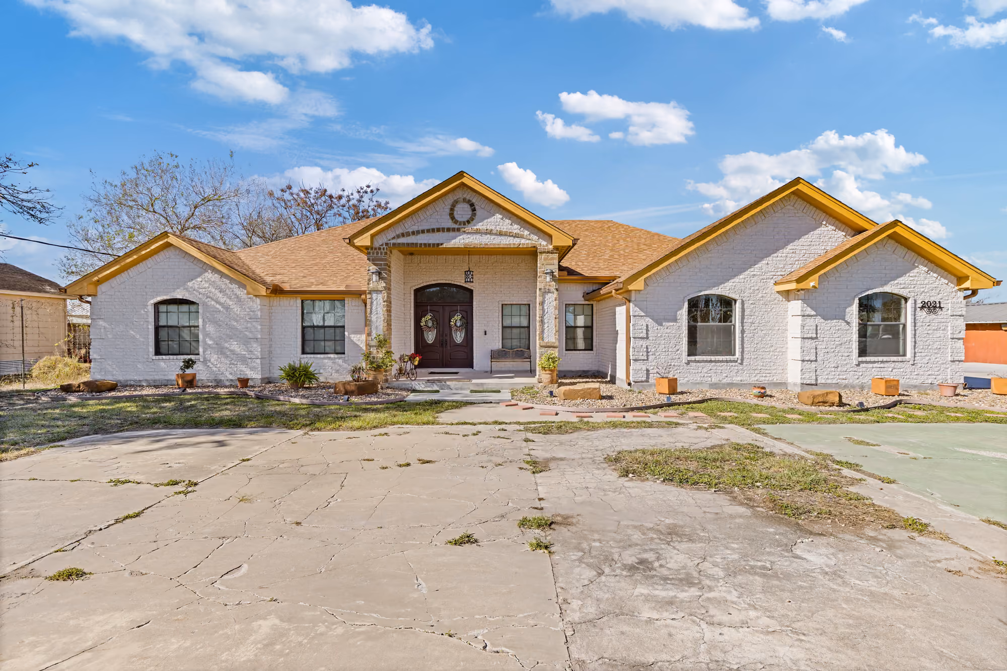 White brick elevation during final exterior work
