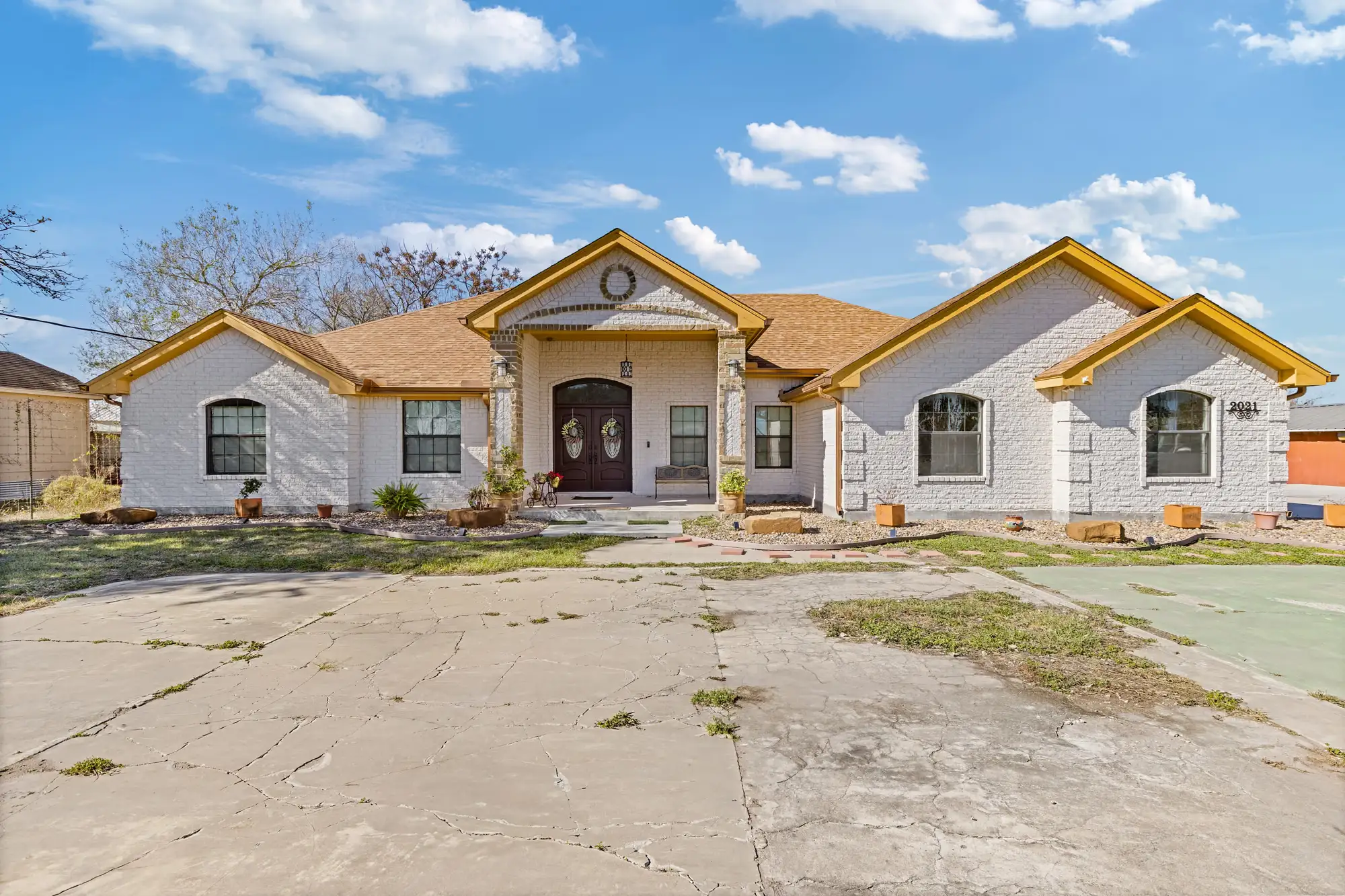 White brick elevation during final exterior work